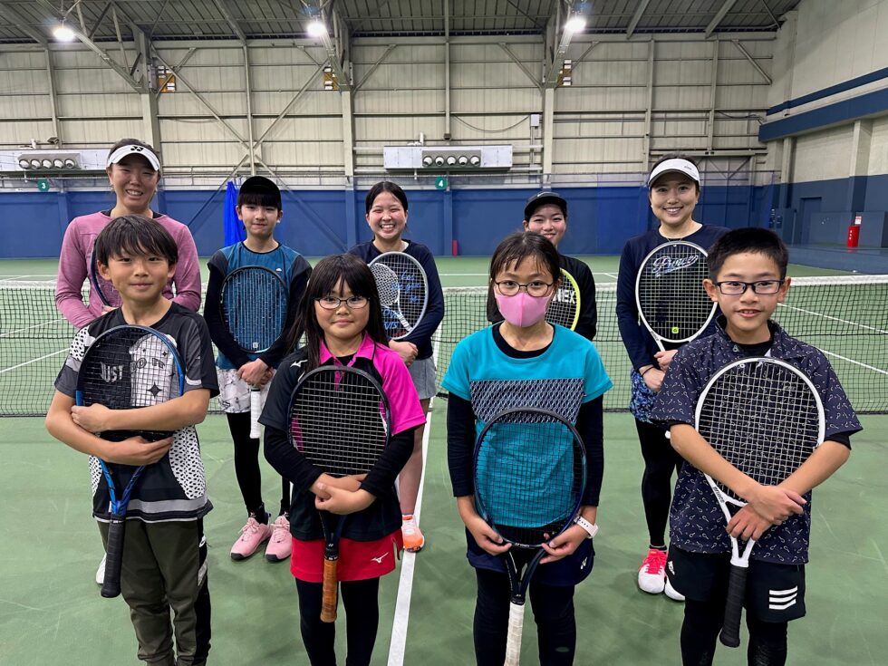 鮎川選手と参加したジュニア選手達の集合写真