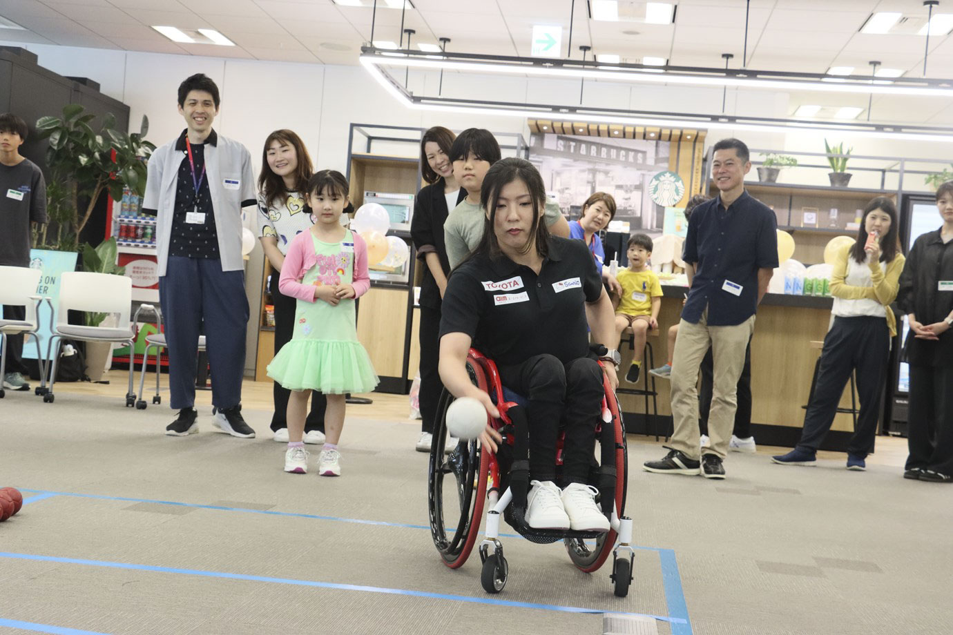 ボッチャ大会中の村岡選手