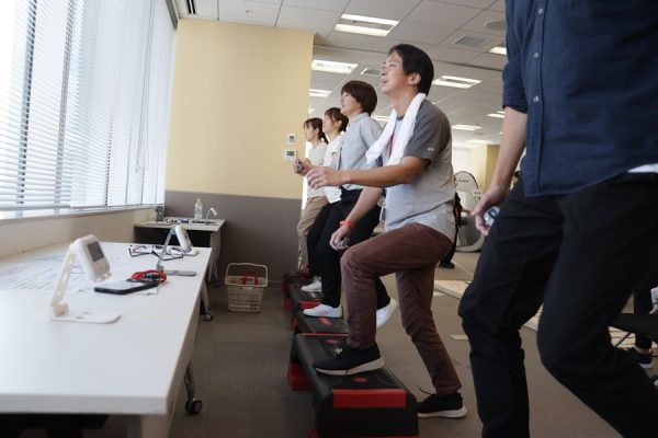 ステップ台運動