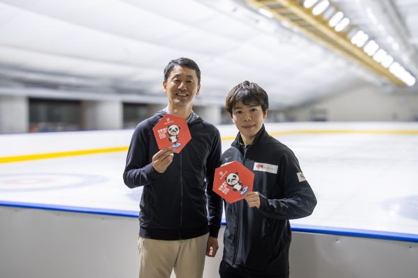 佐藤選手と代表取締役社長 小谷